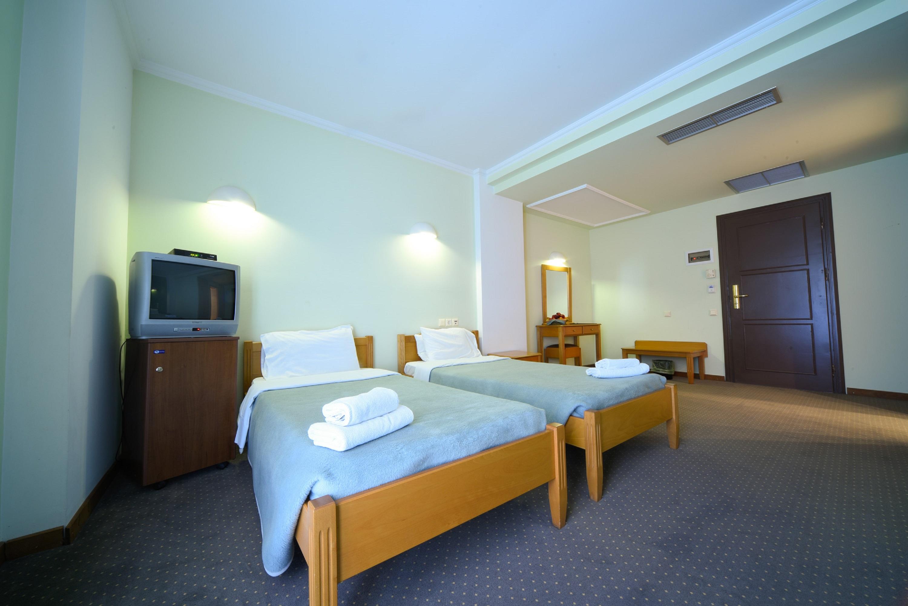 Mont Helmos Hotel Klitoria Exterior photo