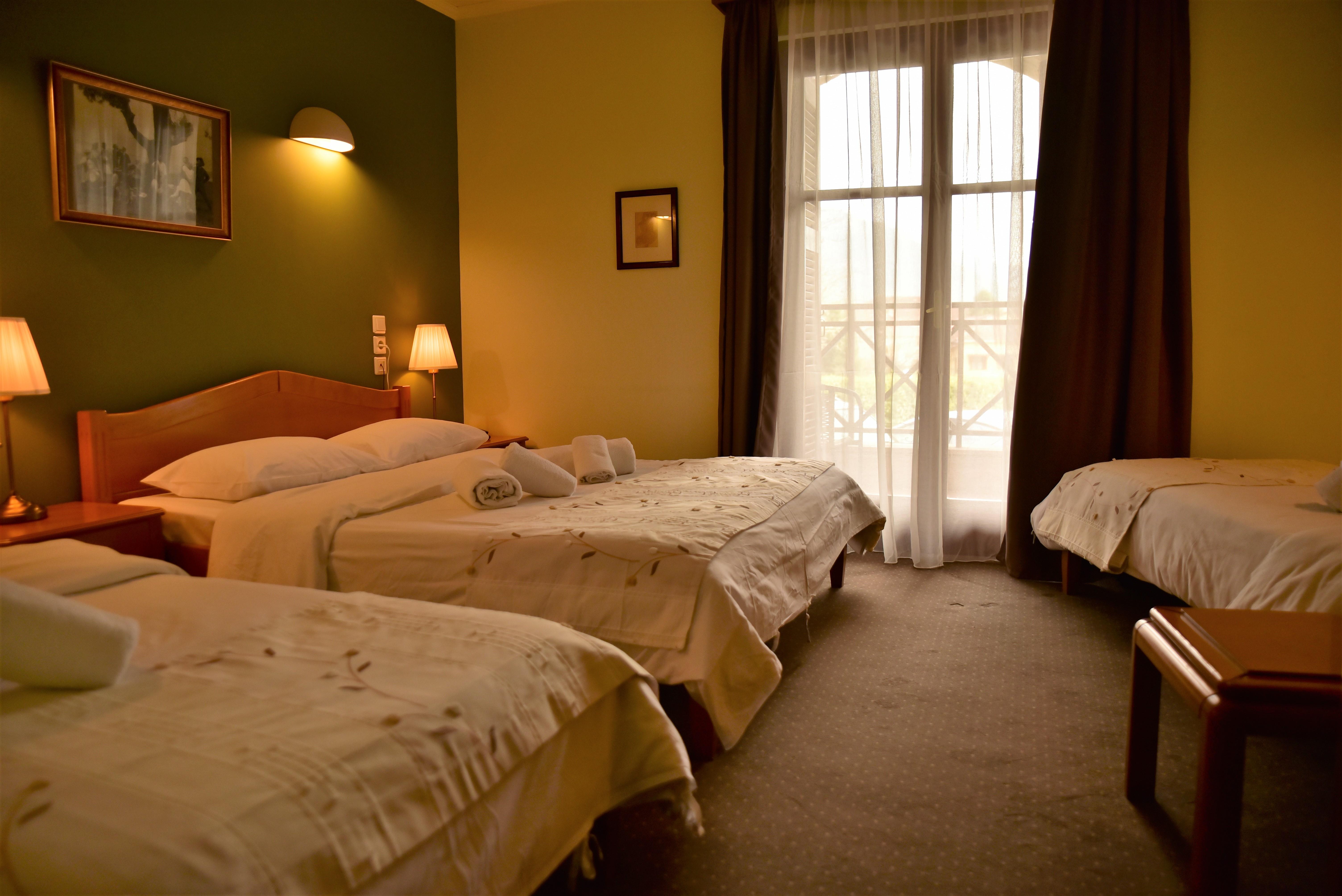Mont Helmos Hotel Klitoria Exterior photo