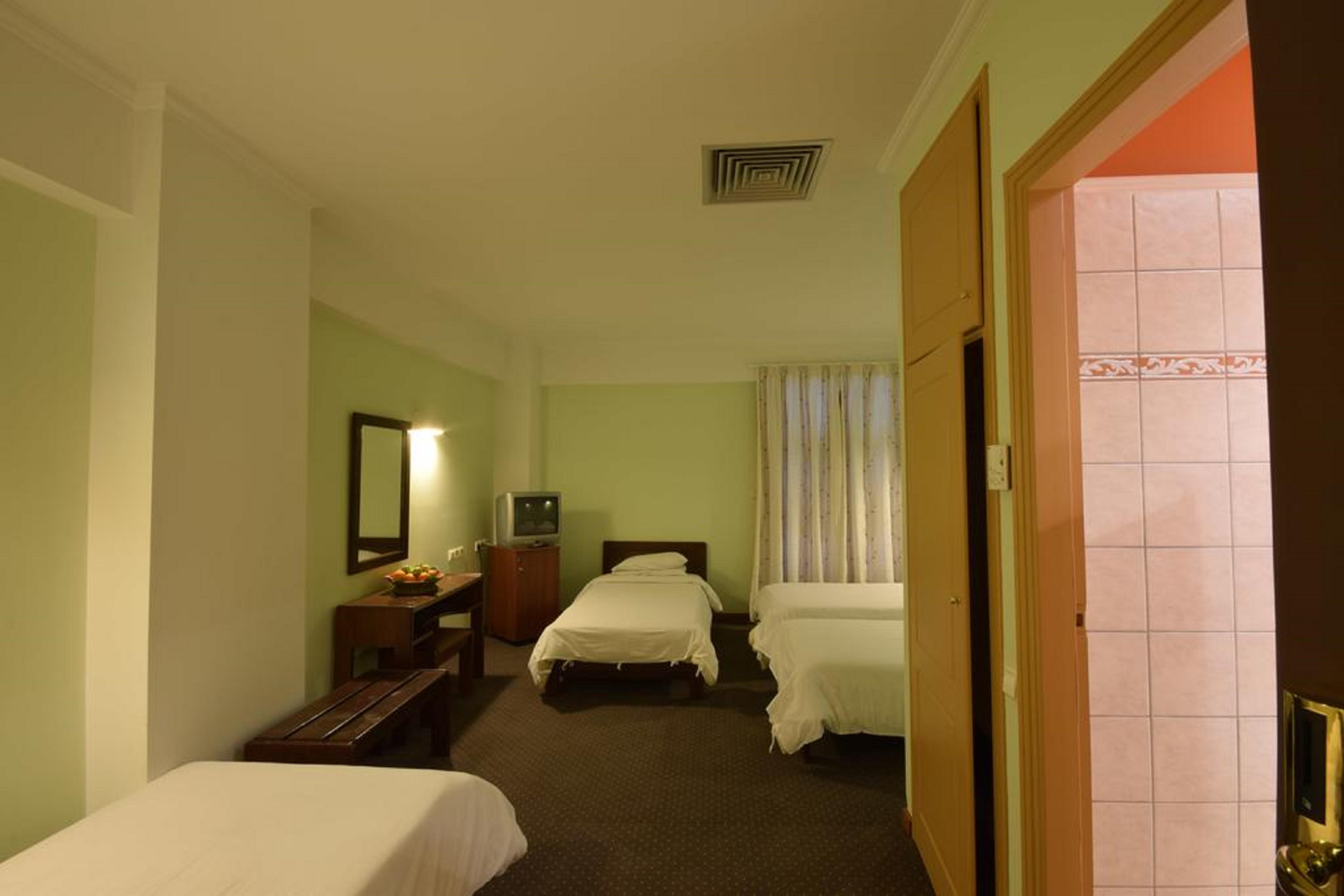 Mont Helmos Hotel Klitoria Exterior photo