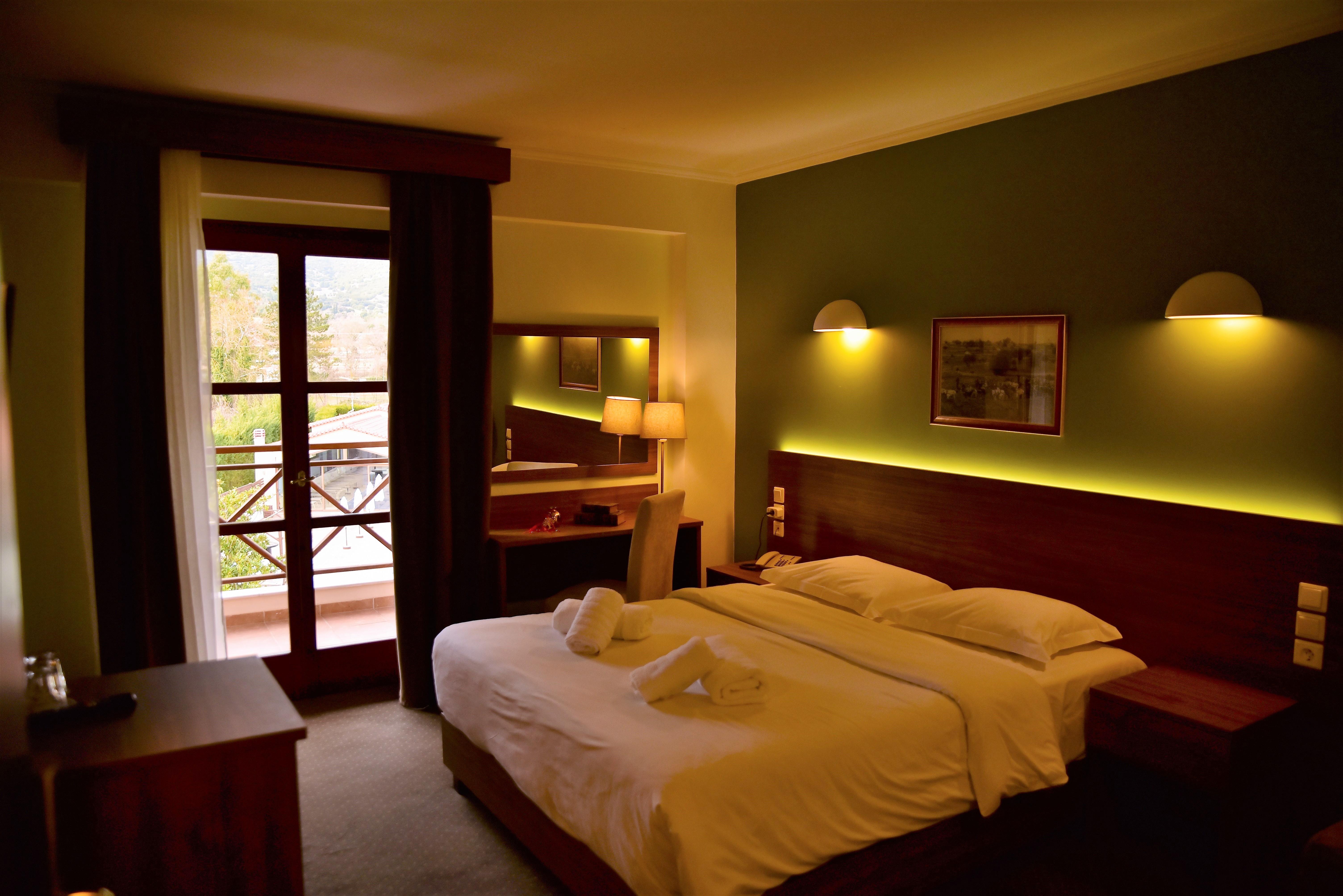 Mont Helmos Hotel Klitoria Exterior photo