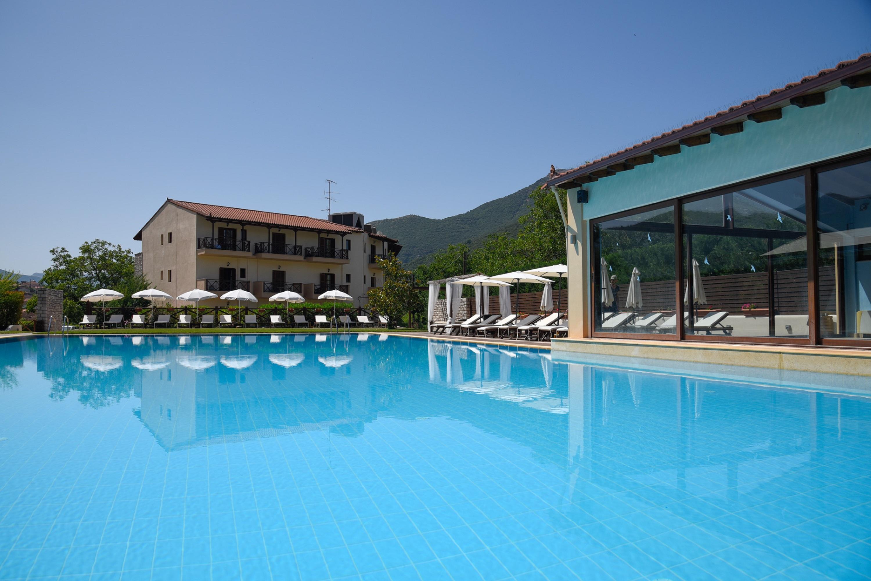 Mont Helmos Hotel Klitoria Exterior photo