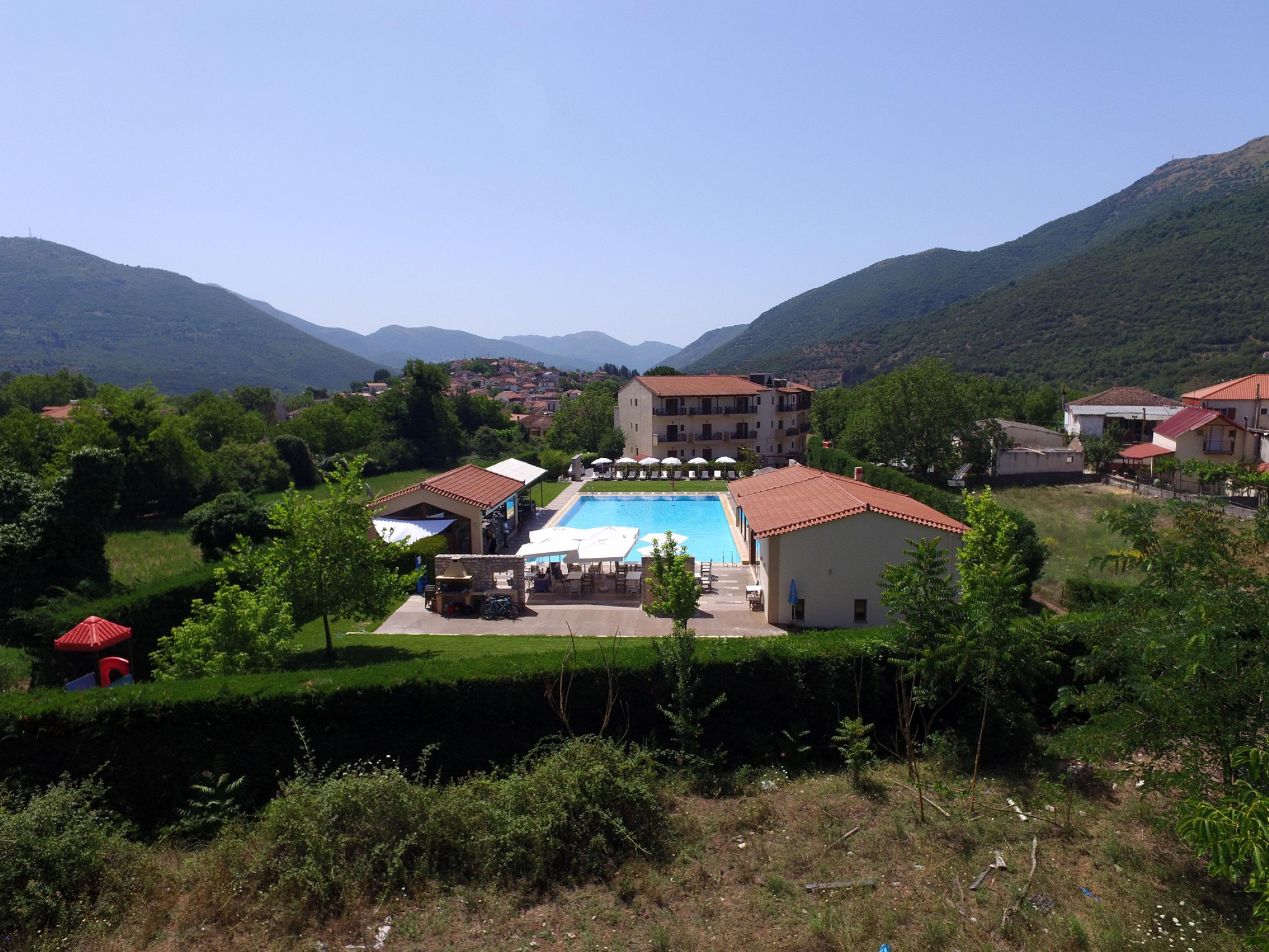 Mont Helmos Hotel Klitoria Exterior photo