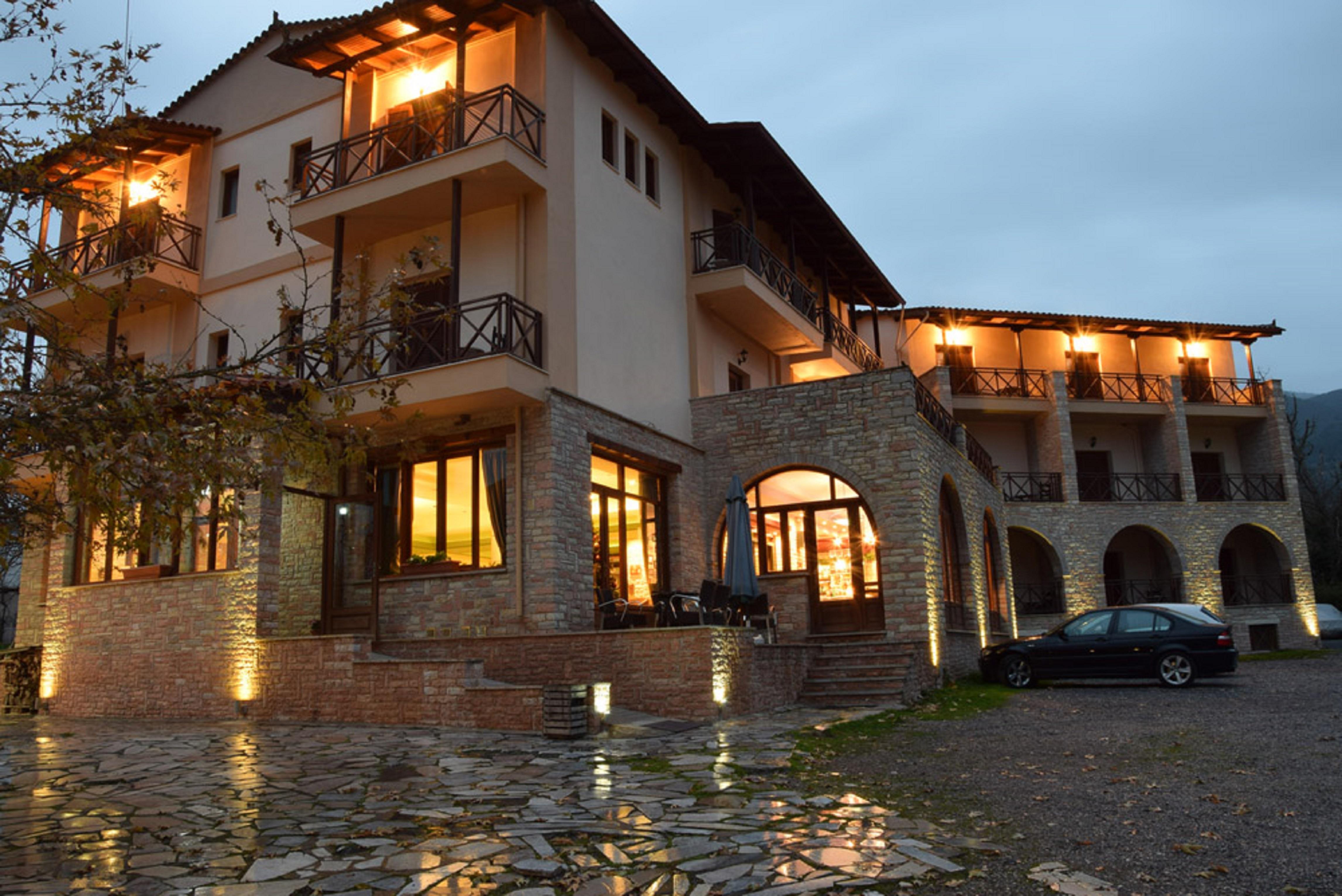 Mont Helmos Hotel Klitoria Exterior photo