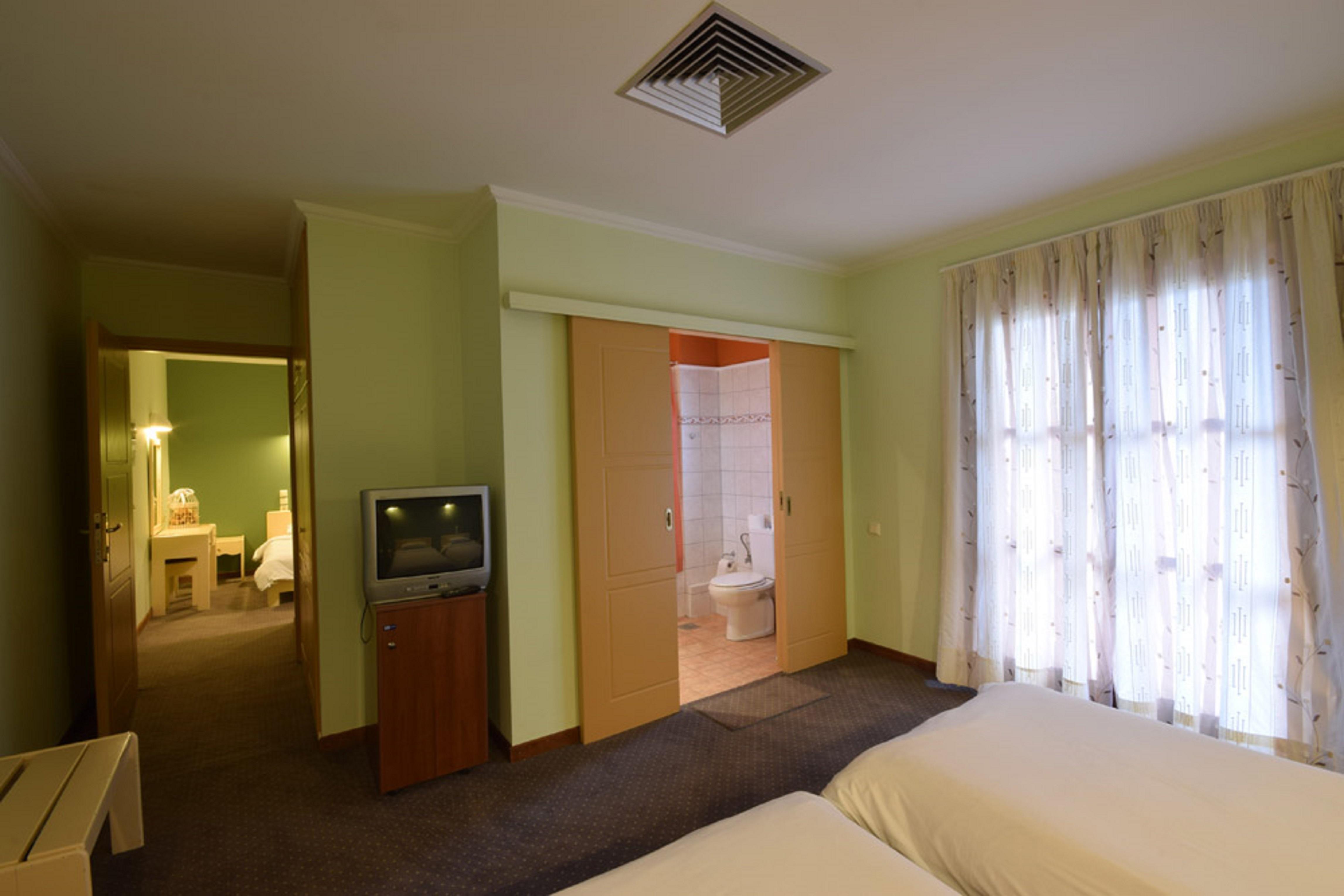 Mont Helmos Hotel Klitoria Exterior photo