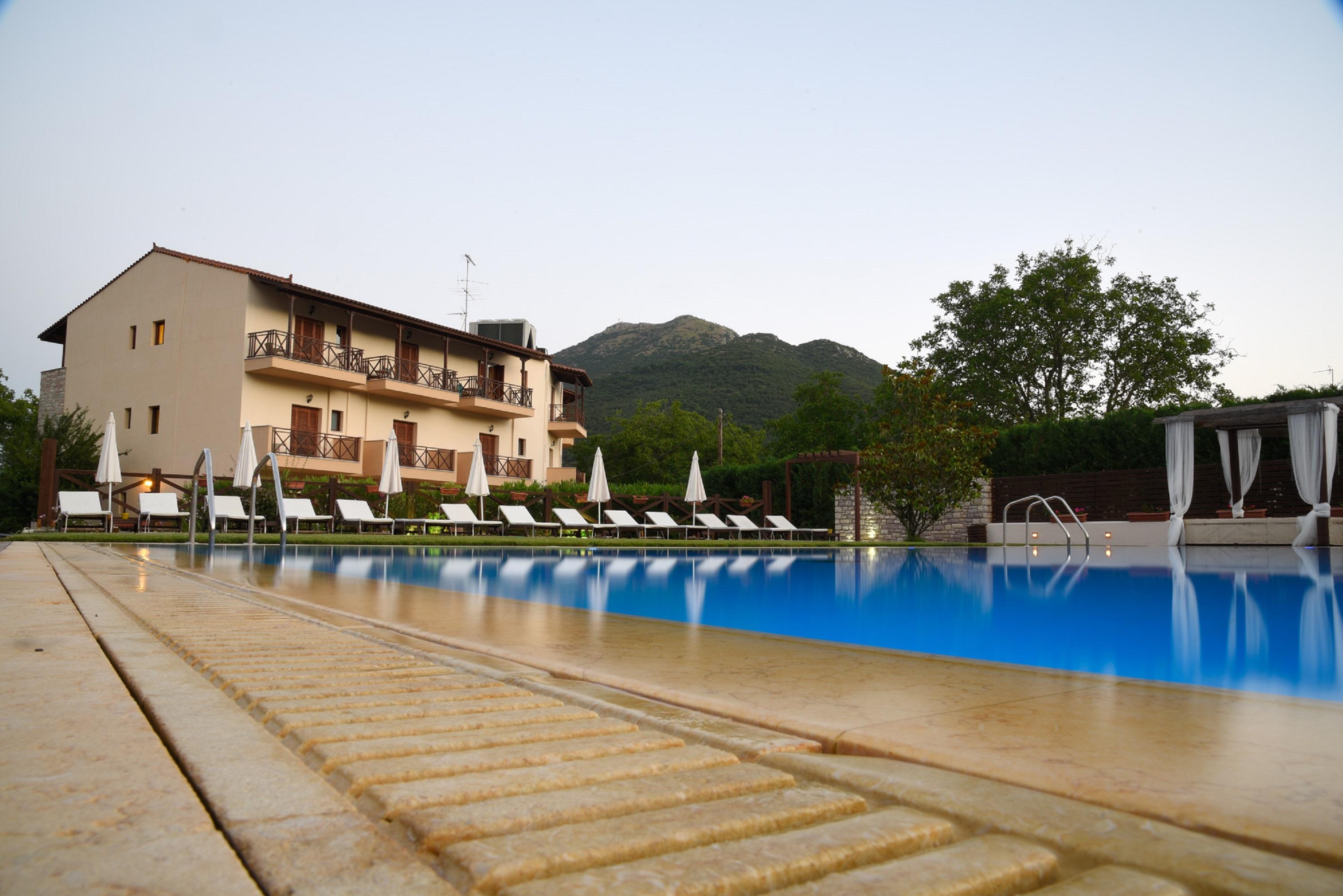 Mont Helmos Hotel Klitoria Exterior photo