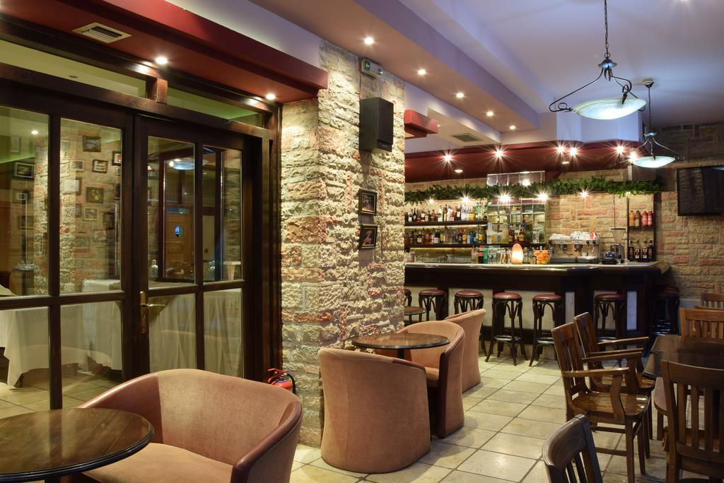 Mont Helmos Hotel Klitoria Exterior photo